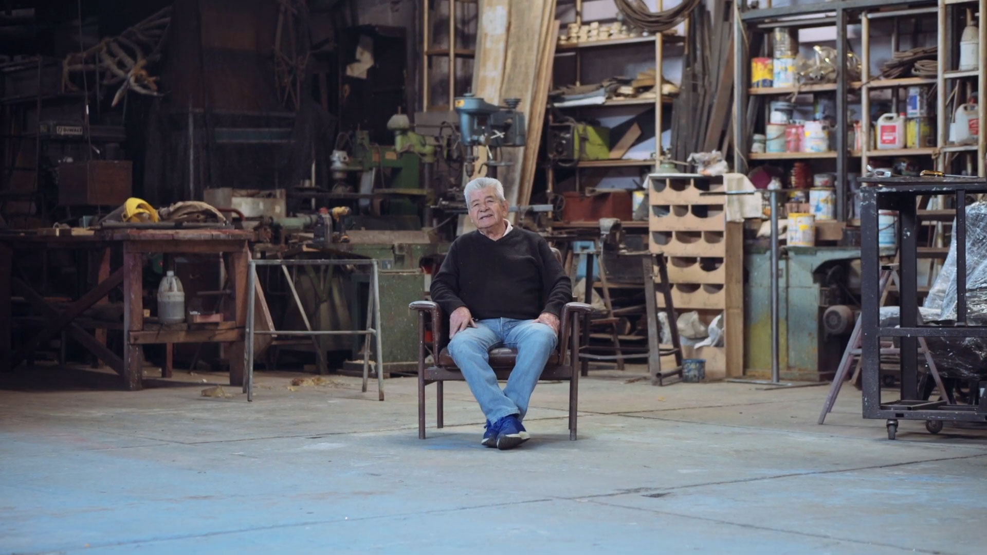 FIEBRE DE TEATRO: Carlos González - Cortometraje Documental realizado por TRAGALUZ Laboratorio Audiovisual para ARDE RED